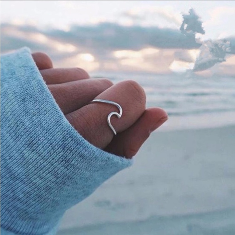 MERMAIDMERCHANT Boutique SILVER Plated Nautical Wave Ring 8